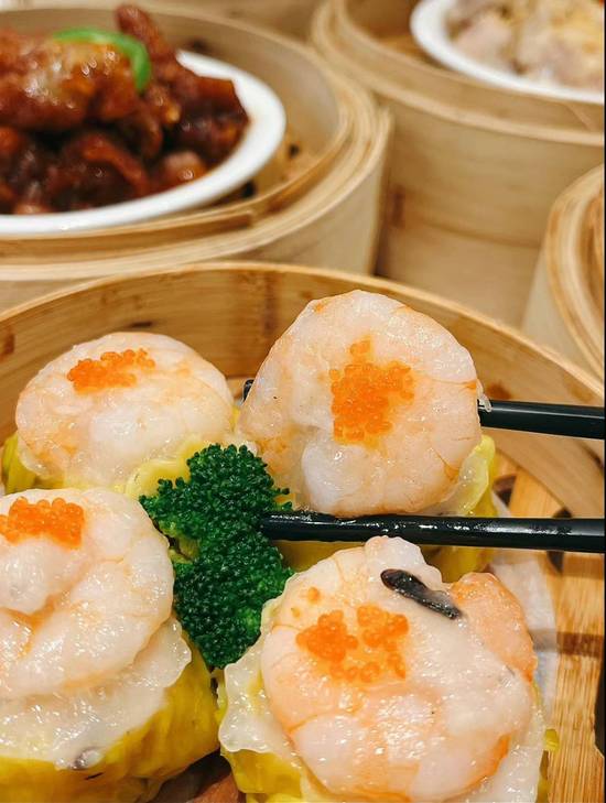 E2. Steamed Shrimp Siu Mai 鲜虾烧卖
